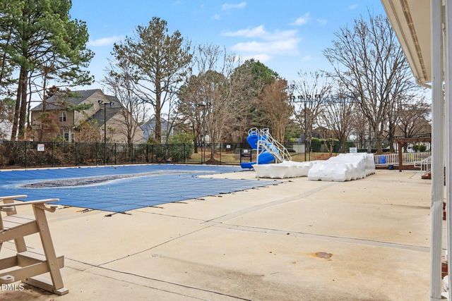 229 Commons Drive, Holly Springs, NC 27540