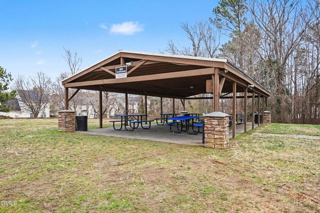 229 Commons Drive, Holly Springs, NC 27540