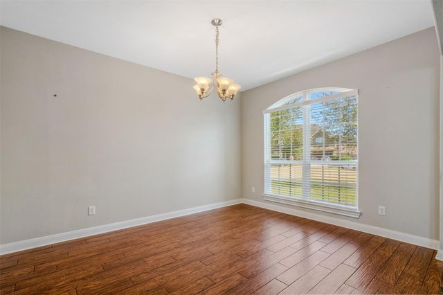 2304 Dolan Falls Lane, Pearland, TX 77089