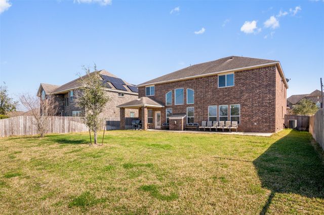2304 Dolan Falls Lane, Pearland, TX 77089