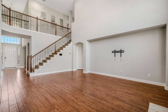 2304 Dolan Falls Lane, Pearland, TX 77089