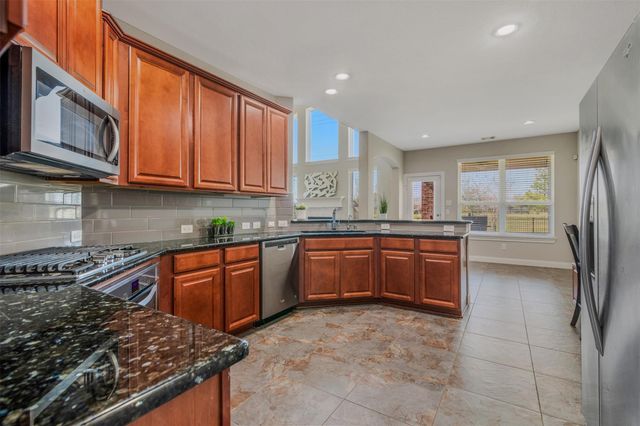 2304 Dolan Falls Lane, Pearland, TX 77089