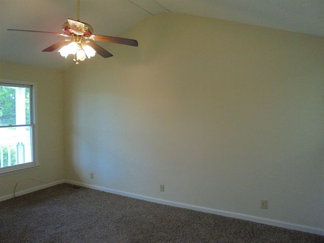 2746 Union Hall Rd, Clarksville, TN 37040