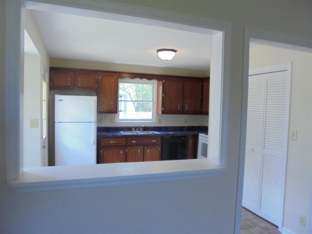 2746 Union Hall Rd, Clarksville, TN 37040