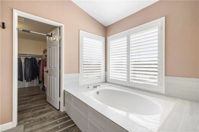 42443 Breeze, Lancaster, CA 93536