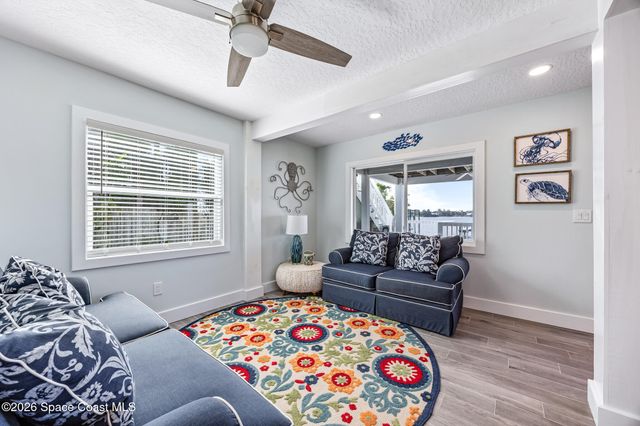 25 Vip Island A, Grant, FL 32949