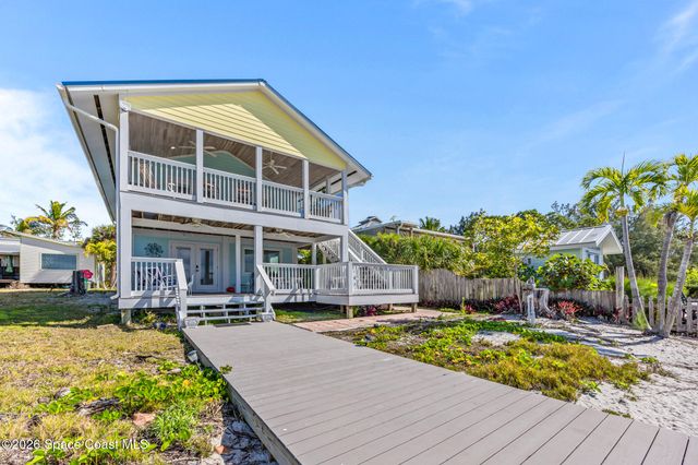 25 Vip Island A, Grant, FL 32949