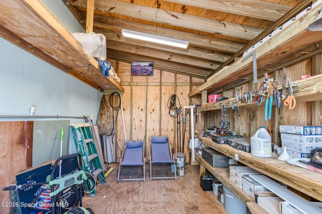 25 Vip Island A, Grant, FL 32949