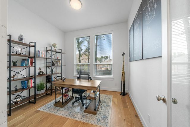 419 N Hillary Step Place, Montgomery, TX 77316