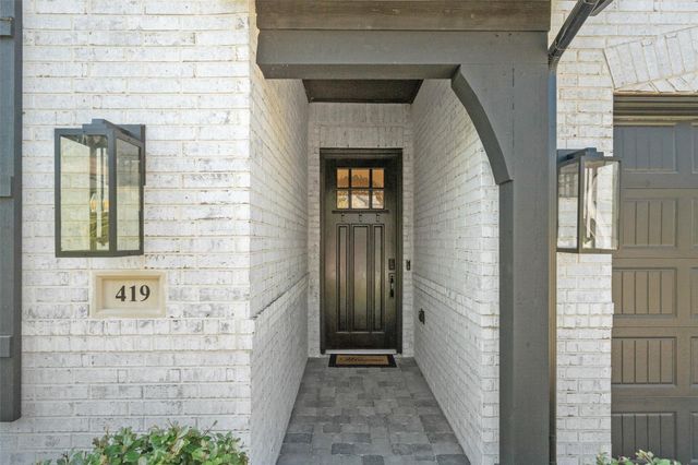 419 N Hillary Step Place, Montgomery, TX 77316