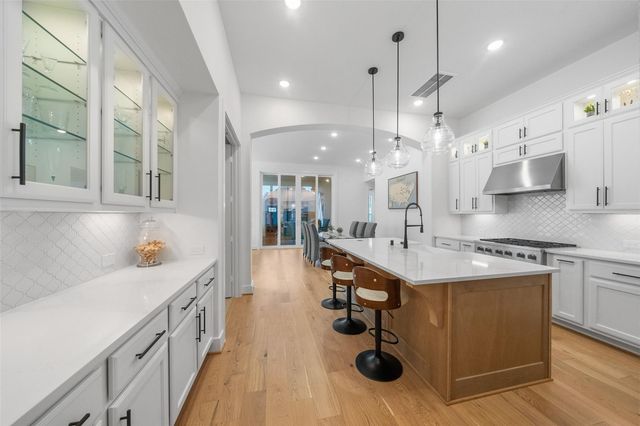 419 N Hillary Step Place, Montgomery, TX 77316