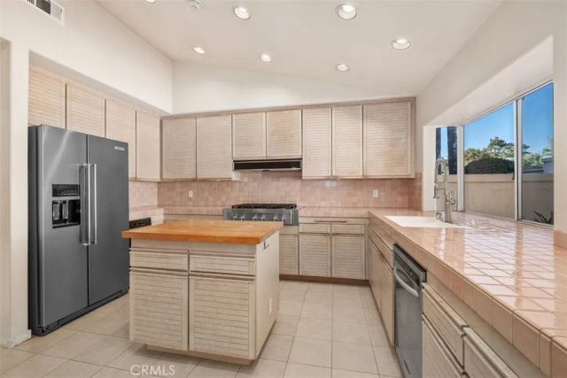 3160 Corte Hermosa, Newport Beach, CA 92660