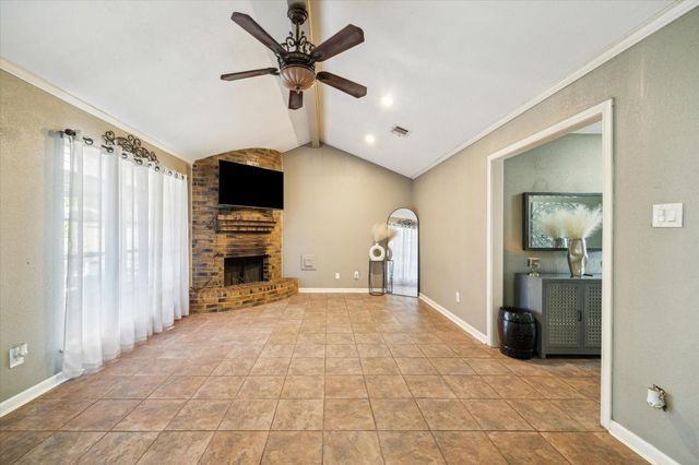 5923 Pine Needle Lane, Pasadena, TX 77505