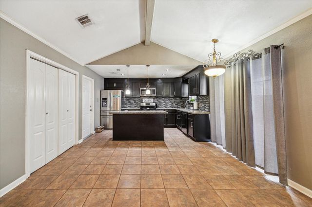 5923 Pine Needle Lane, Pasadena, TX 77505