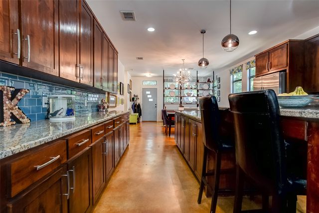 3912 Linden Avenue, Fort Worth, TX 76107