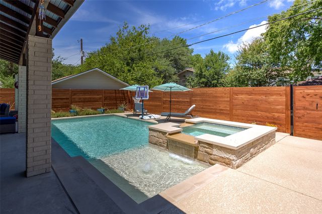 3912 Linden Avenue, Fort Worth, TX 76107