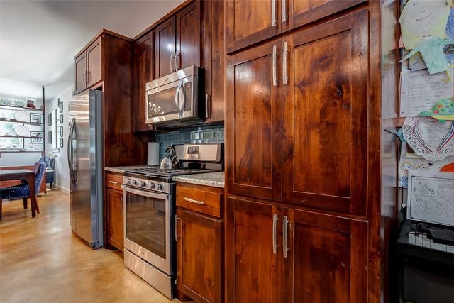 3912 Linden Avenue, Fort Worth, TX 76107