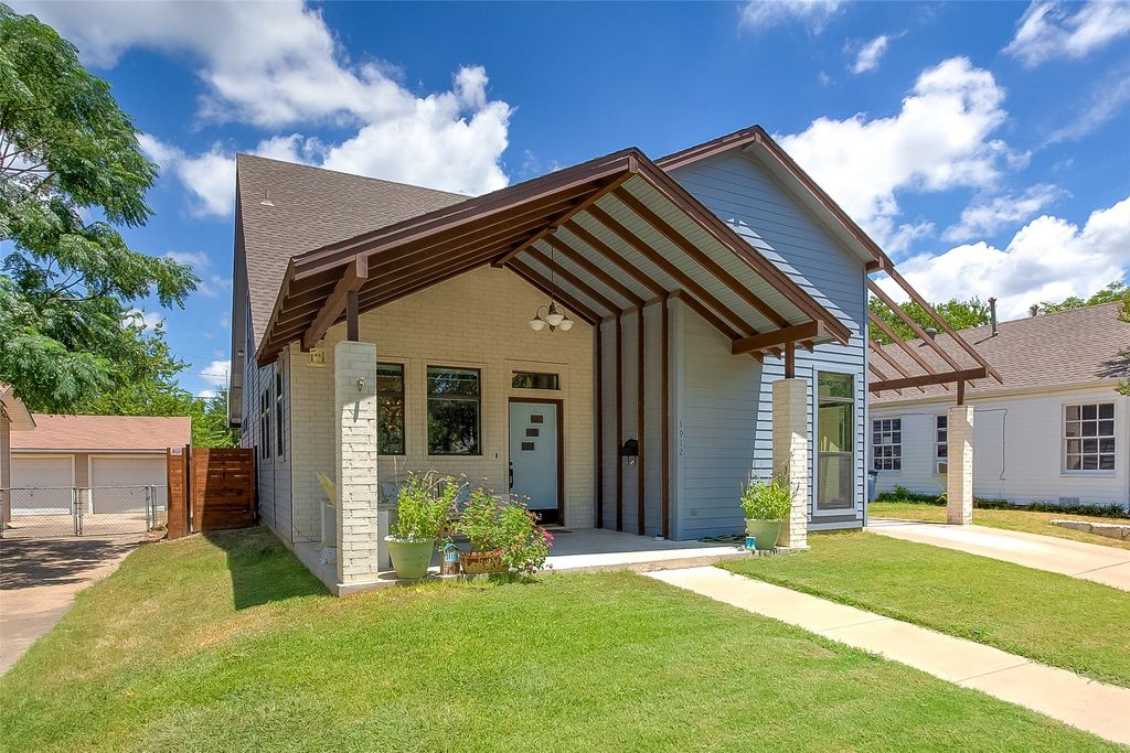 3912 Linden Avenue, Fort Worth, TX 76107