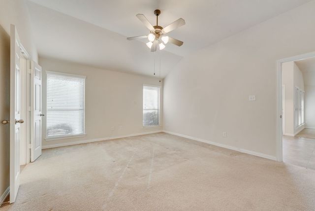 965 Tara Drive, Burleson, TX 76028