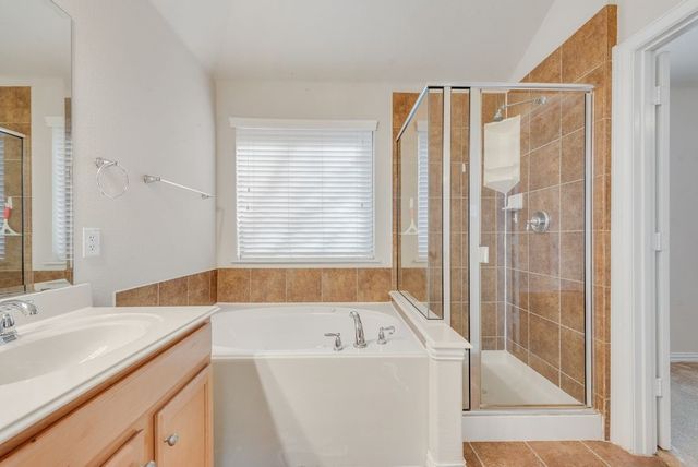 965 Tara Drive, Burleson, TX 76028