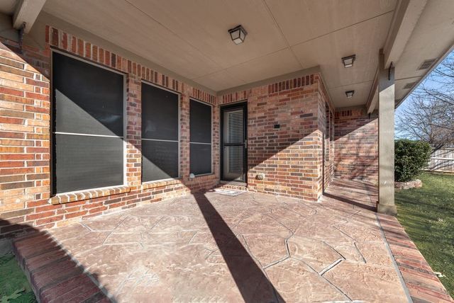 965 Tara Drive, Burleson, TX 76028