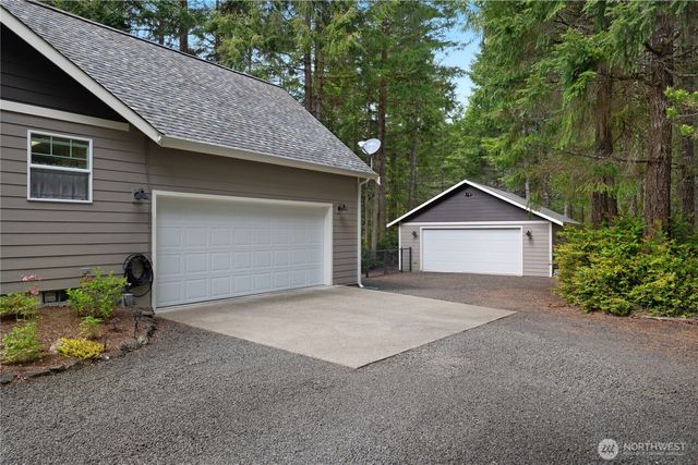 280 E Ann Arbor Drive, Shelton, WA 98584
