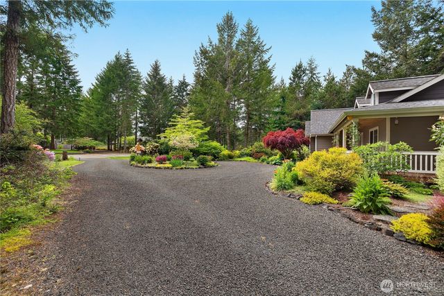 280 E Ann Arbor Drive, Shelton, WA 98584