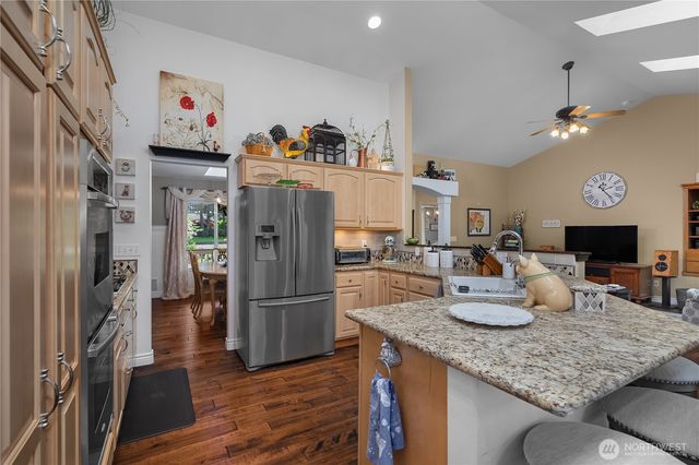 280 E Ann Arbor Drive, Shelton, WA 98584