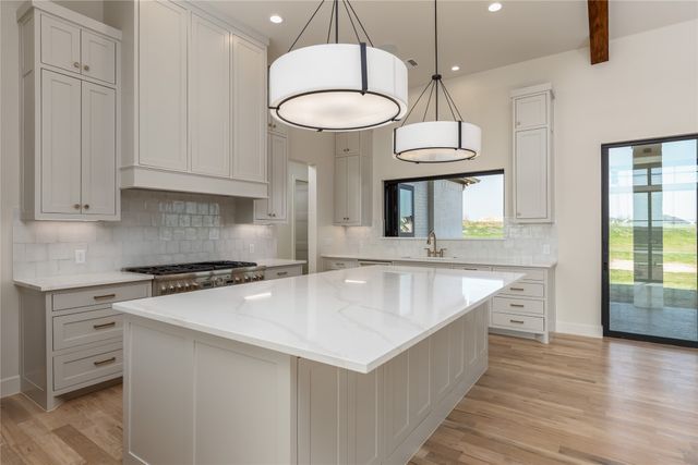 12507 Bella Crossing Drive, Fort Worth, TX 76126