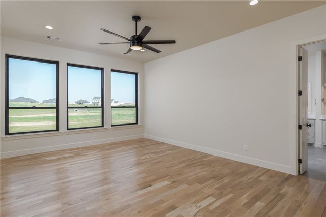 12507 Bella Crossing Drive, Fort Worth, TX 76126