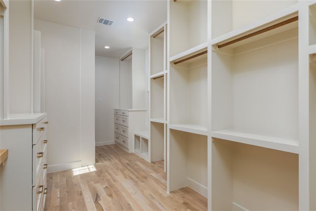 12507 Bella Crossing Drive, Fort Worth, TX 76126
