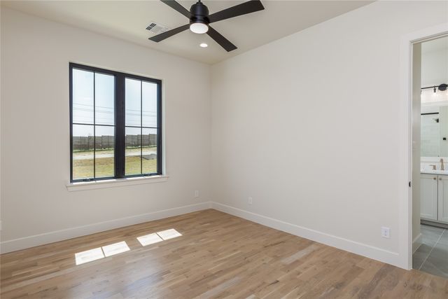 12507 Bella Crossing Drive, Fort Worth, TX 76126
