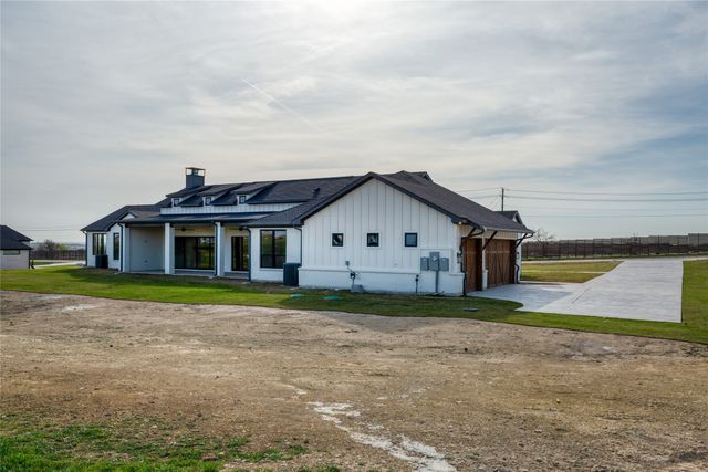 12507 Bella Crossing Drive, Fort Worth, TX 76126