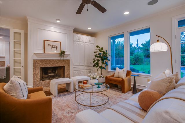 5830 Meaders Lane, Dallas, TX 75230