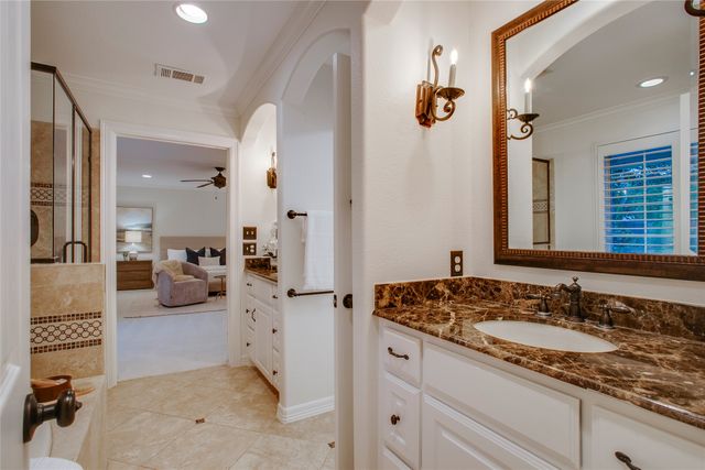 5830 Meaders Lane, Dallas, TX 75230
