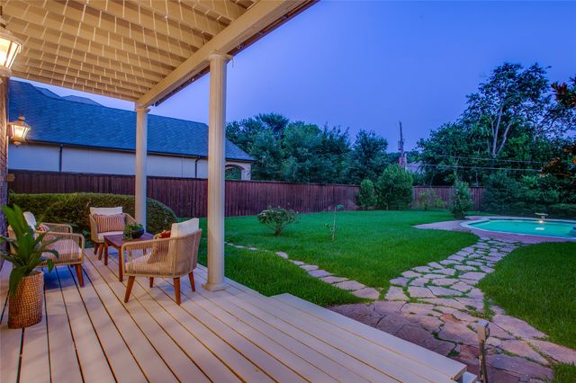 5830 Meaders Lane, Dallas, TX 75230