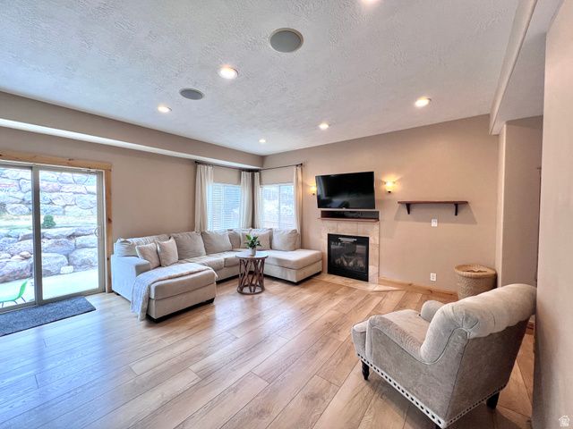 1918 W WOODVIEW DR, Lehi, UT 84048