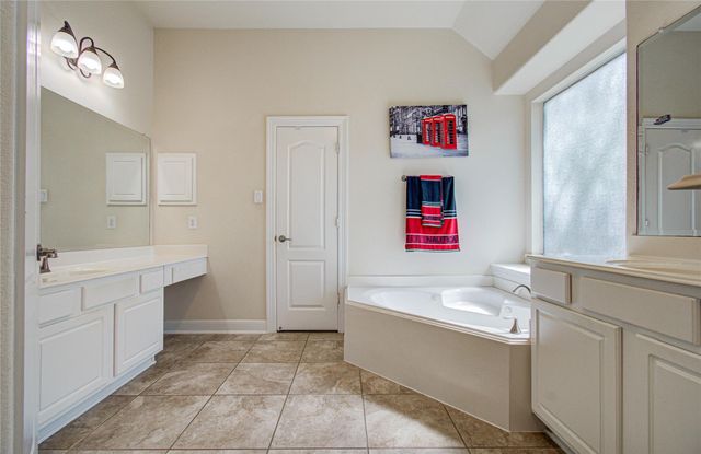 14614 Carolina Hollow Lane, Houston, TX 77044