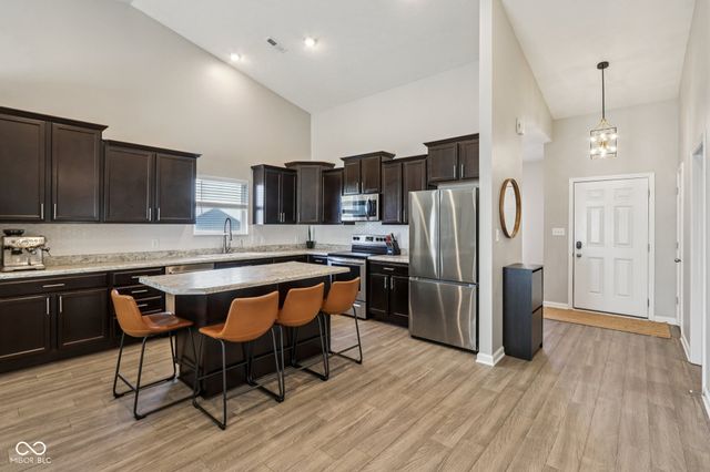 6819 W Wintergreen Court, Mccordsville, IN 46055