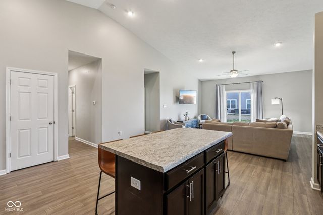 6819 W Wintergreen Court, Mccordsville, IN 46055