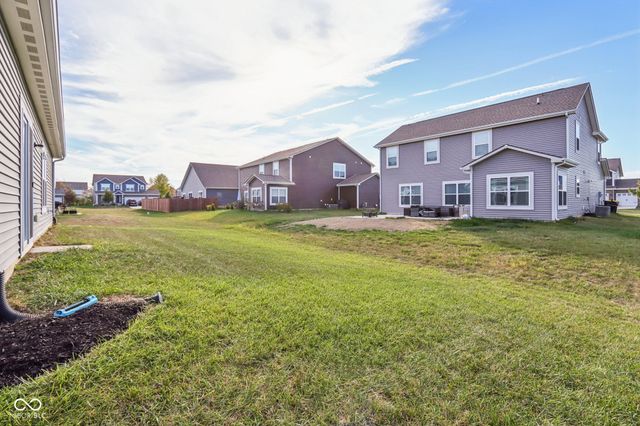 6819 W Wintergreen Court, Mccordsville, IN 46055