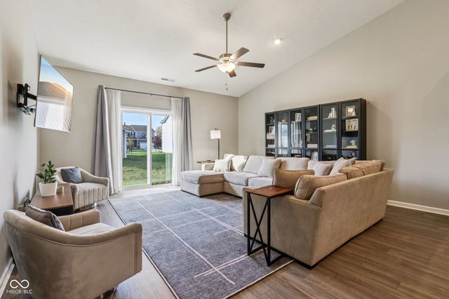 6819 W Wintergreen Court, Mccordsville, IN 46055