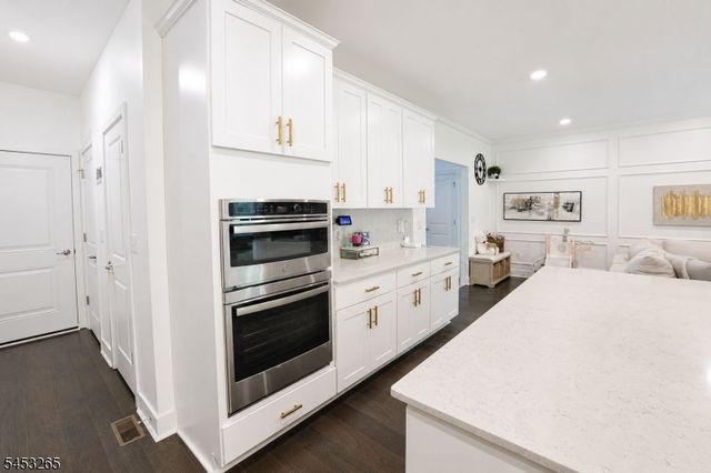 3 MYERS TERRACE, Morris Plains Boro, NJ 07950