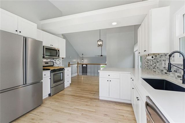 603 Mayberry Court, Raymore, MO 64083