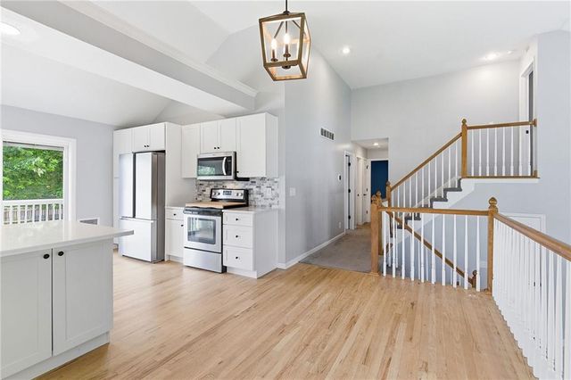 603 Mayberry Court, Raymore, MO 64083