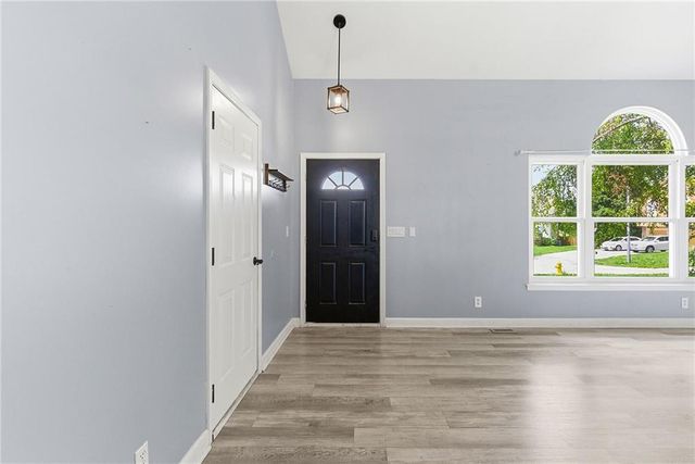 603 Mayberry Court, Raymore, MO 64083