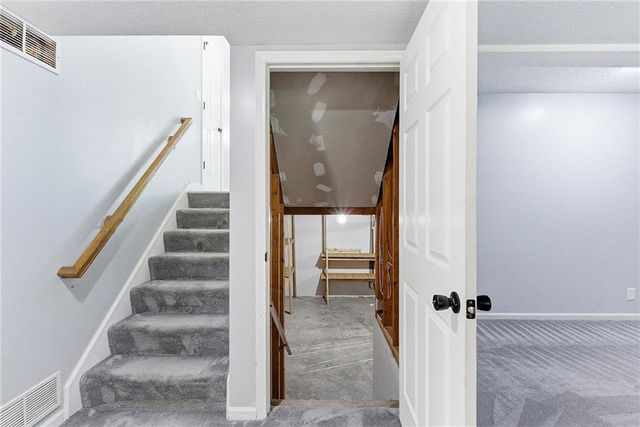 603 Mayberry Court, Raymore, MO 64083