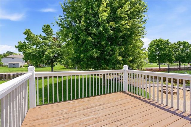 603 Mayberry Court, Raymore, MO 64083