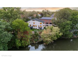 2801 W Eastwood Avenue, Chicago, IL 60625