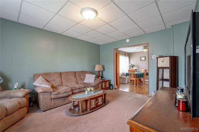 425 Hopkins Street, Buffalo, NY 14220